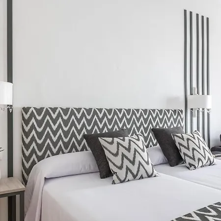 Rosamar Hotel 3*